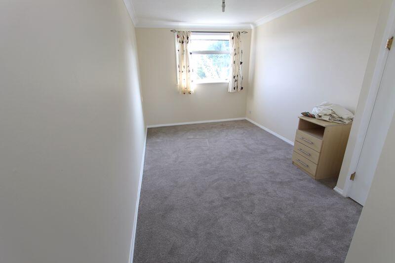 House in Northampton, West Northamptonshire - View 6