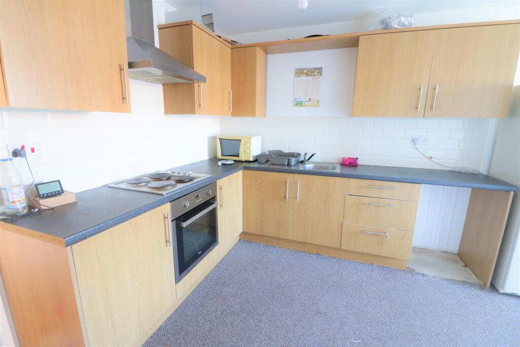Marsh Road Luton, Beds LU3 2RT - View 2