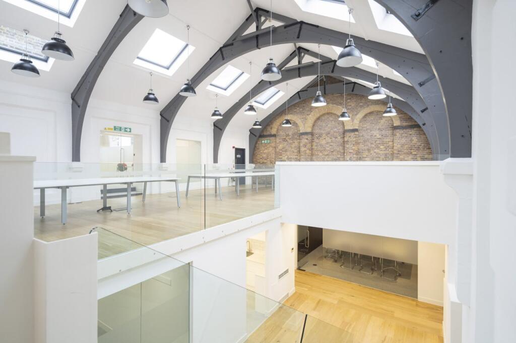 Main image of property: 109A Regent's Park Road, London, NW1 8UR