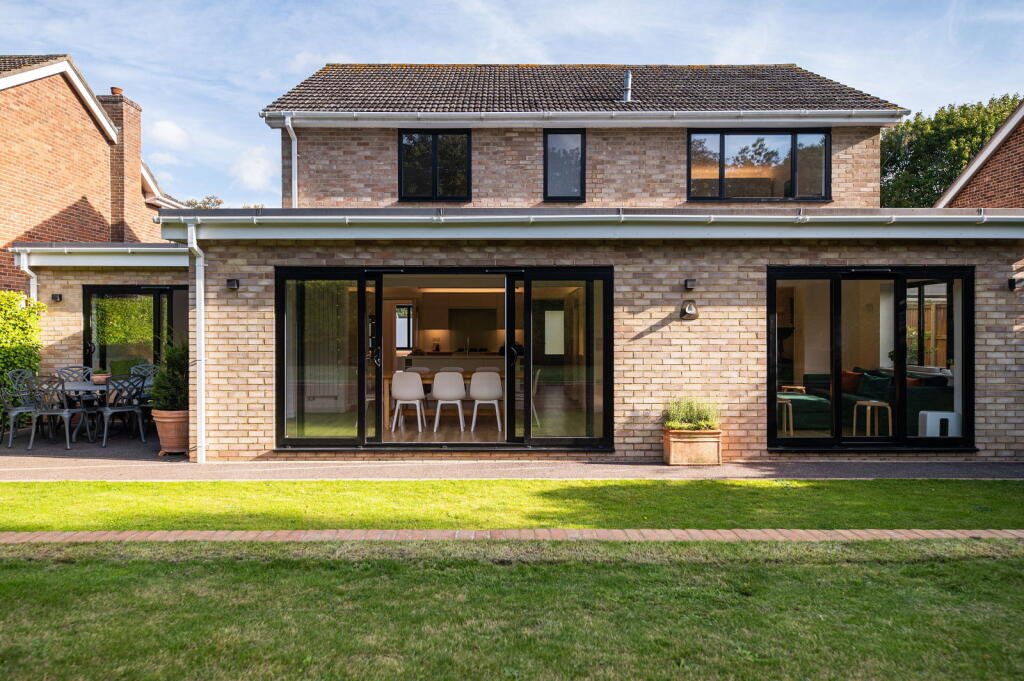 House in Canterbury - View 2
