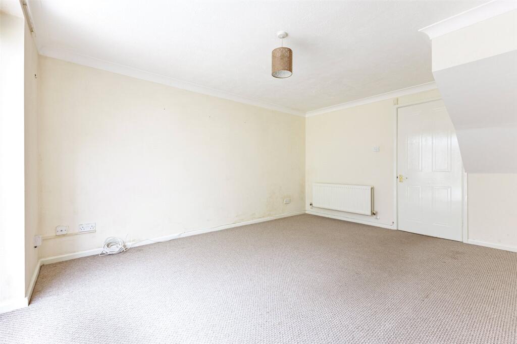 Gaulden Grove, Pontprennau, Cardiff, CF23 photo 3