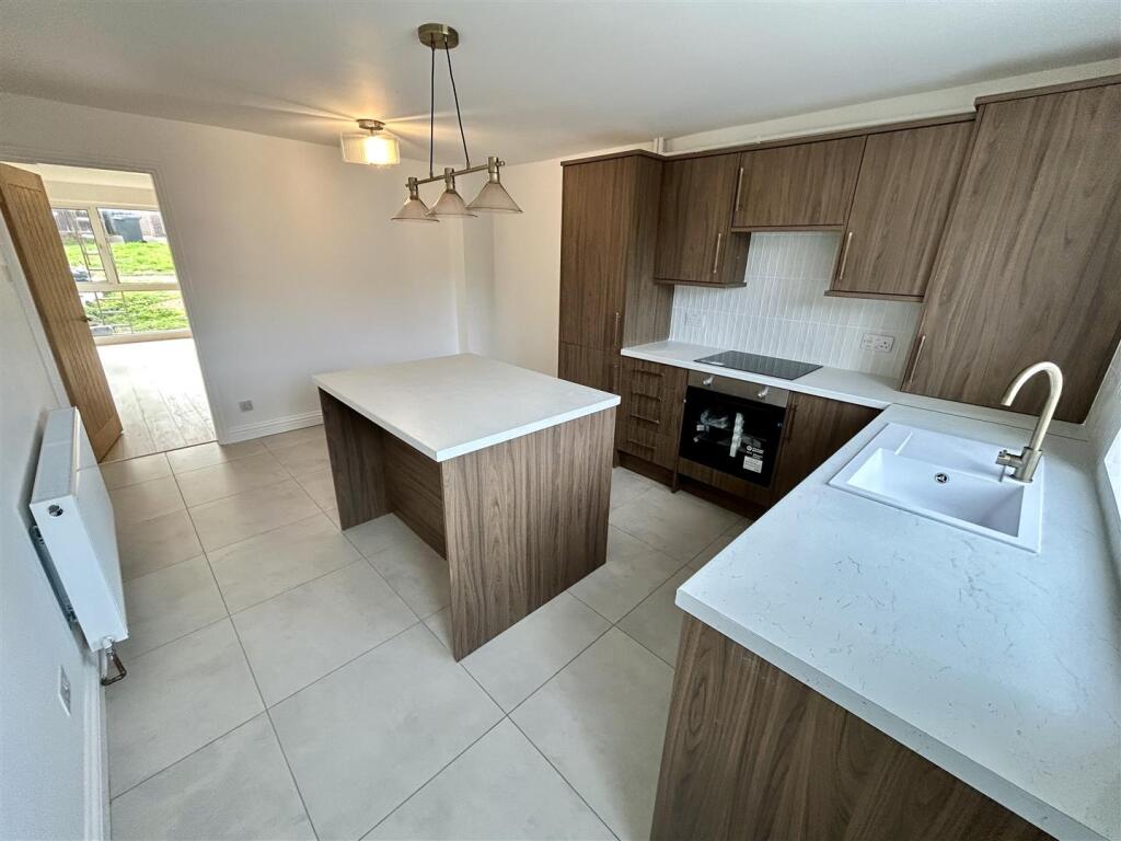 House in Hinckley and Bosworth, Earl Shilton - View 2