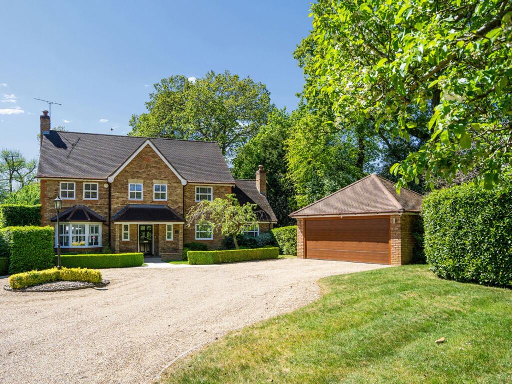 Main image of property: Templewood Lane, Farnham Common, SL2
