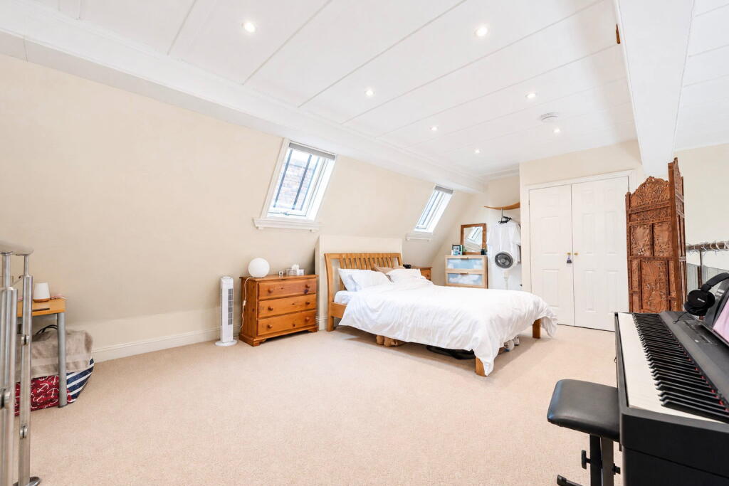 Apartment in Royal Tunbridge Wells, Royal Wells Park, St James - View 5