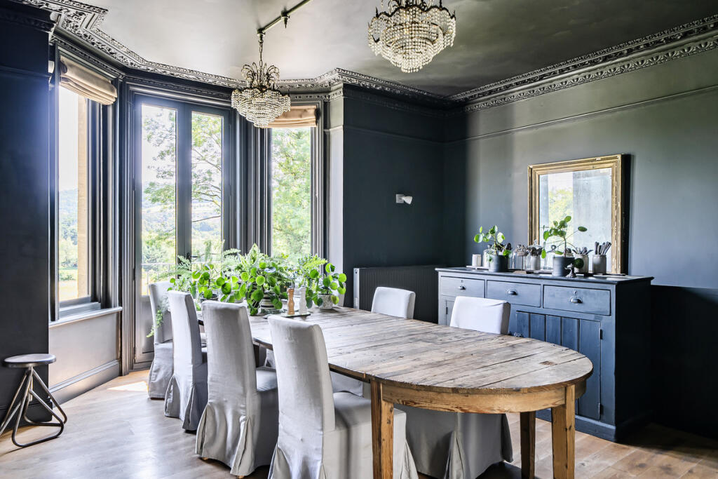 London Road West, Bath, BA1 - More