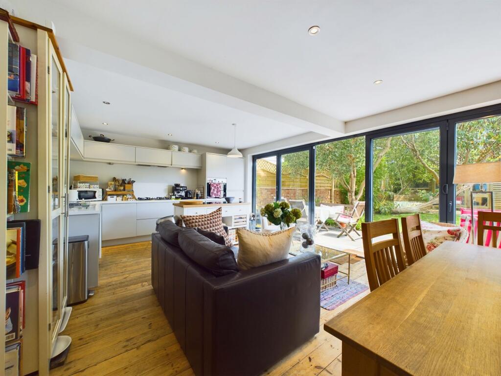 House in Hove, Brighton and Hove - View 4