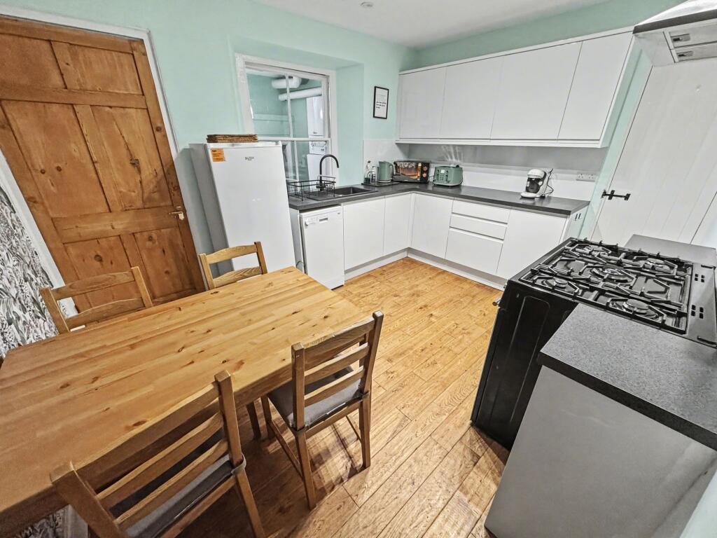 John Street, Tiverton, EX16 photo 3
