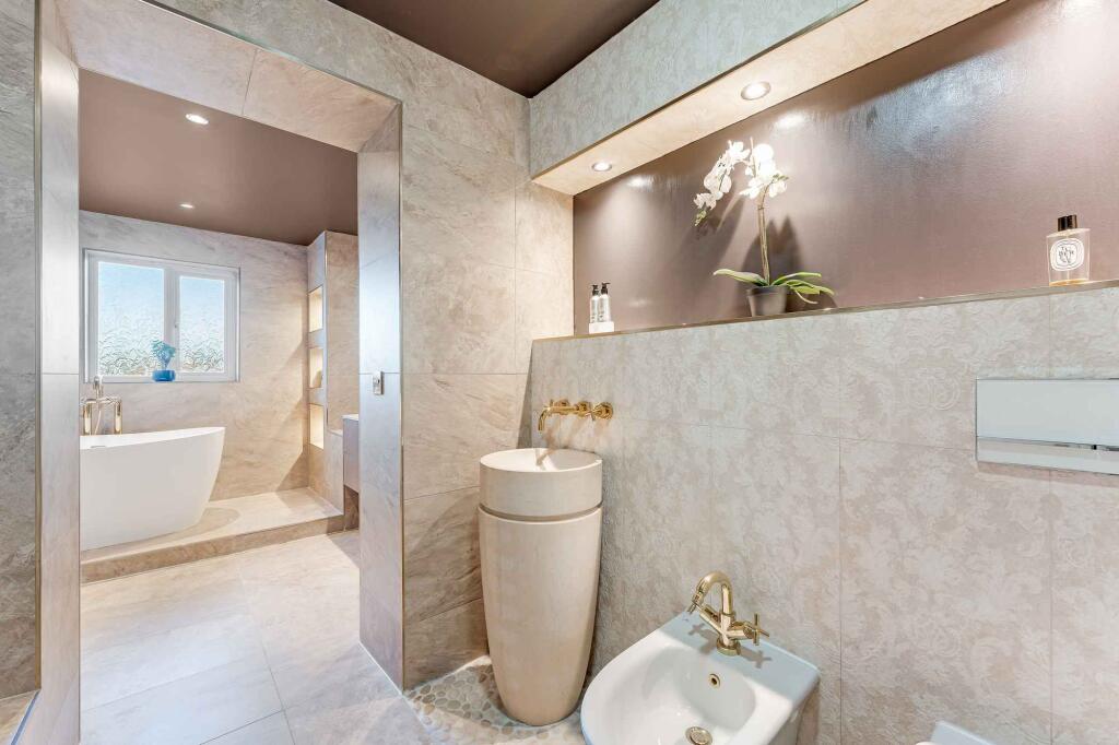 House in Kilwinning, North Ayrshire - View 3