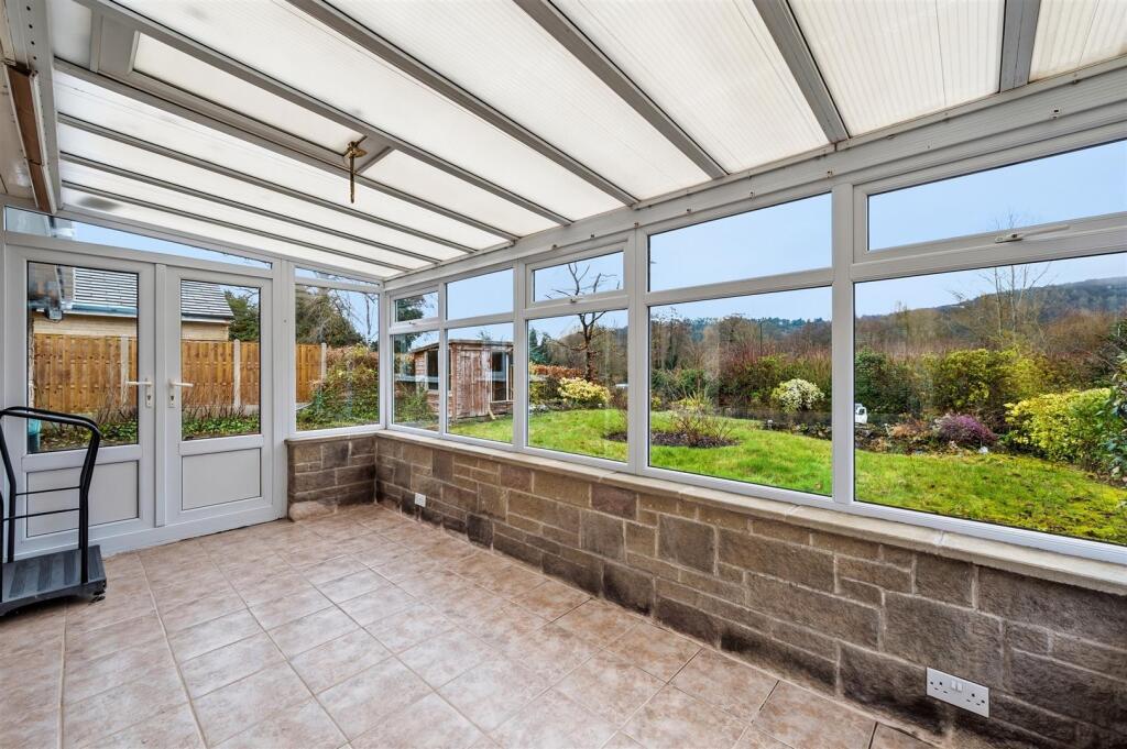 Wyedale Crescent, Bakewell photo 3