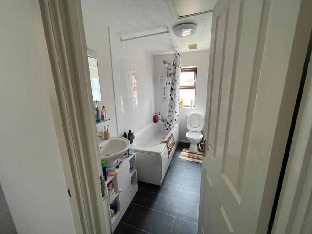 House in Nottingham, Lenton - View 5
