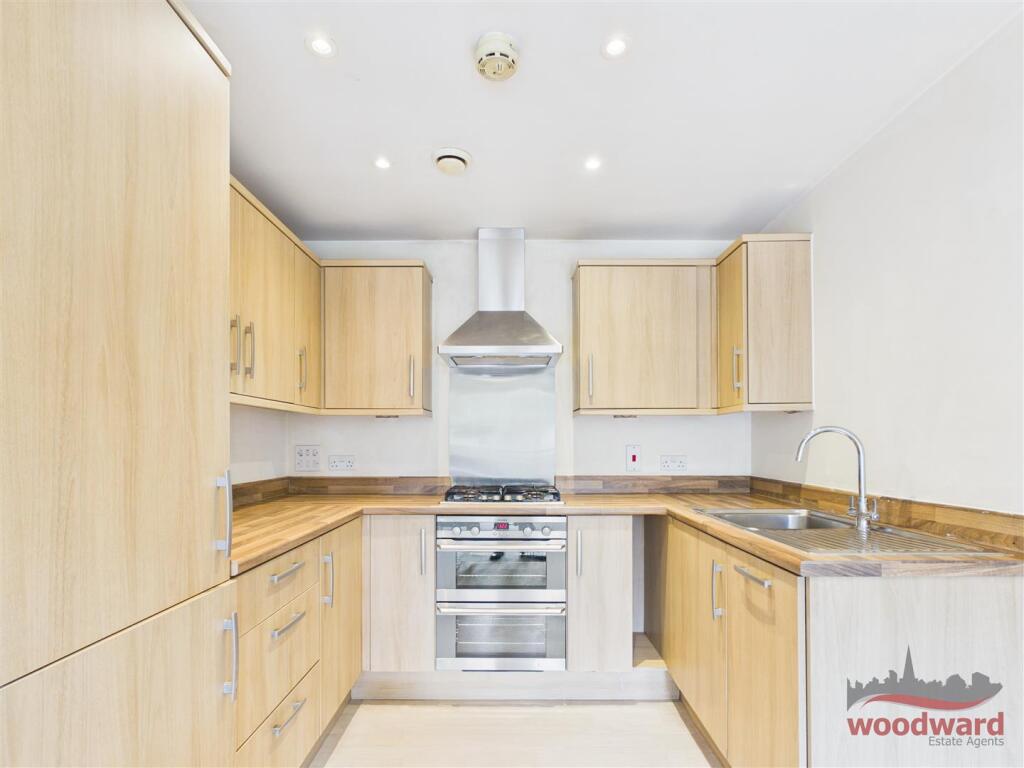 Apartment in Harrow - View 2