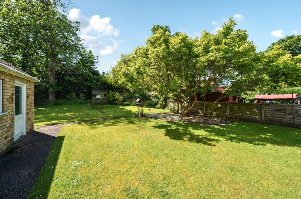 House in Lincoln, Swallow Beck, Boultham Moor - View 3