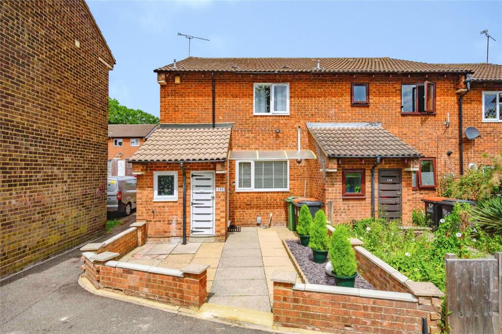 Main image of property: Spoondell, Dunstable, Bedfordshire, LU6
