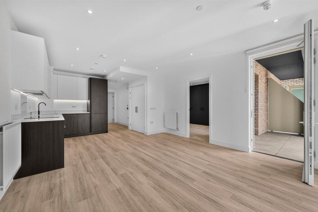 Apartment in London - View 5