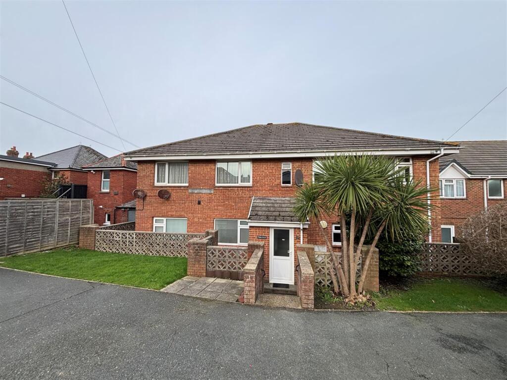 Main image of property: Avenue Road, Freshwater