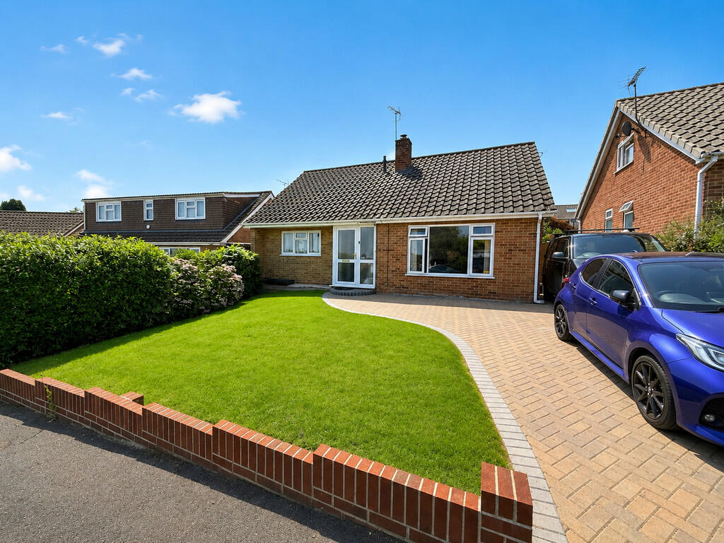 Main image of property: Copsewood Road, Hythe, Southampton