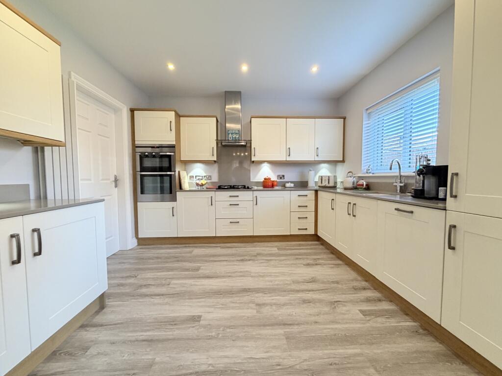 House in Durham - View 4