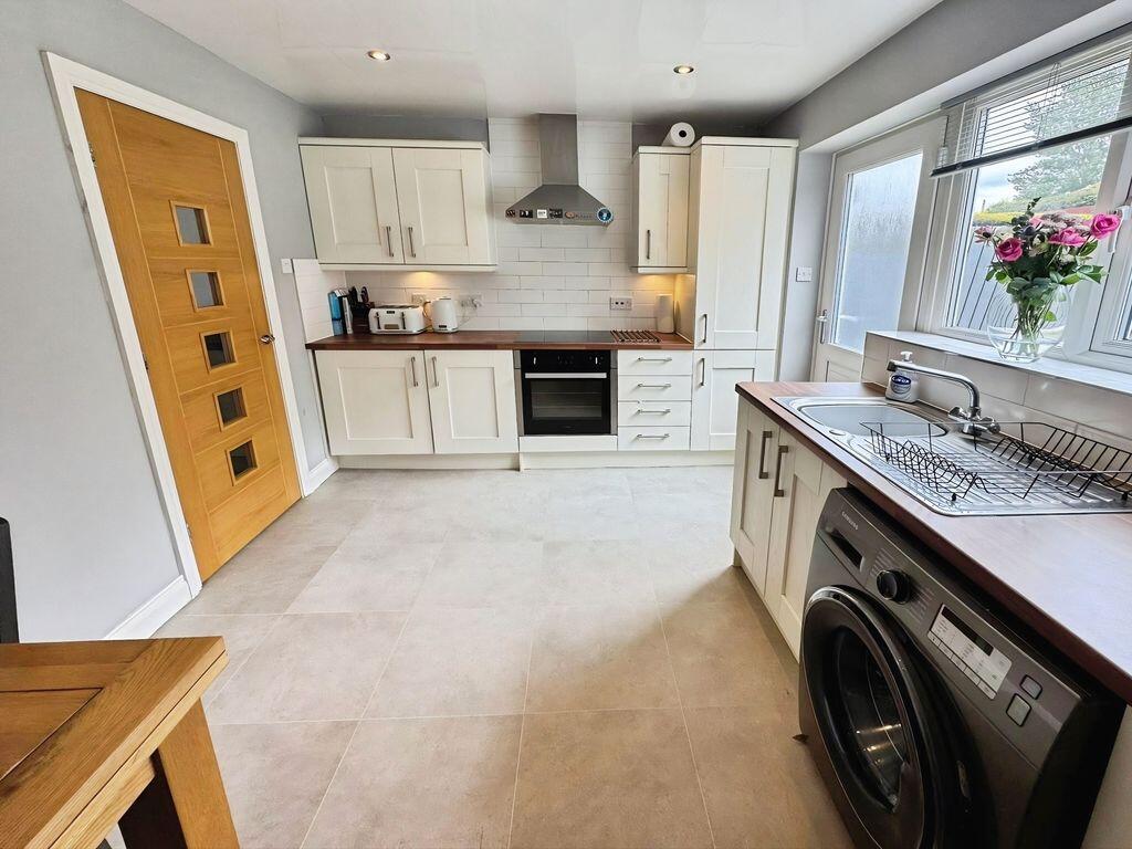 House in Gateshead, Ryton - View 3