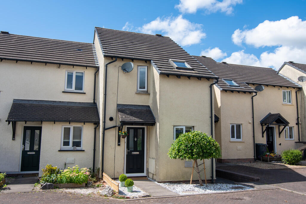 Main image of property: 40 Esthwaite Green, Kendal, Cumbria, LA9 7RZ