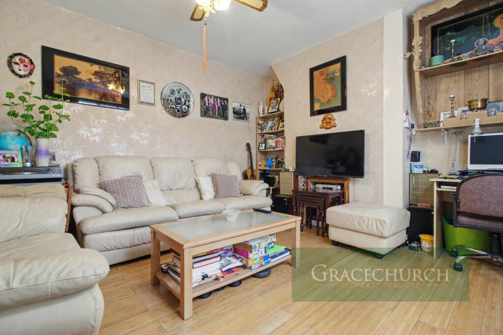 House in London - View 3
