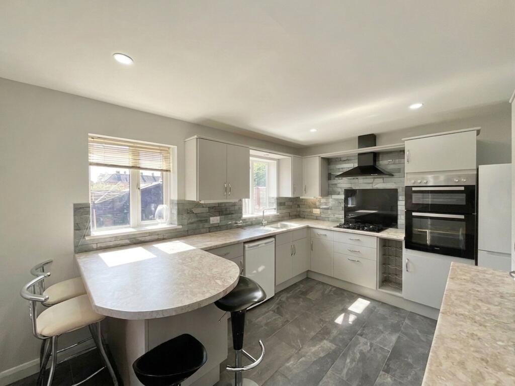 House in Nantwich, Kingsbourne - View 3