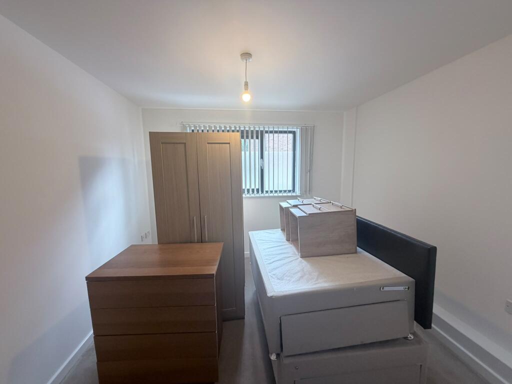 Apartment in London - More