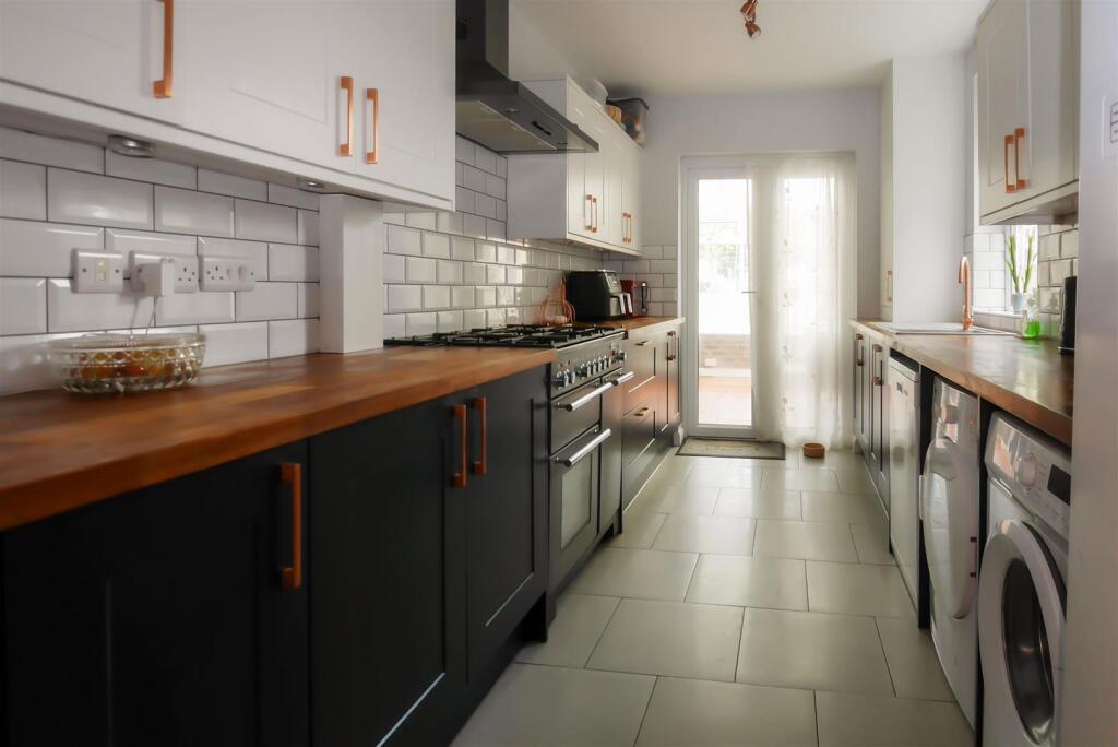 House in Brighton - View 4