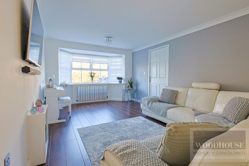 House in Broxbourne, Hertfordshire - View 5