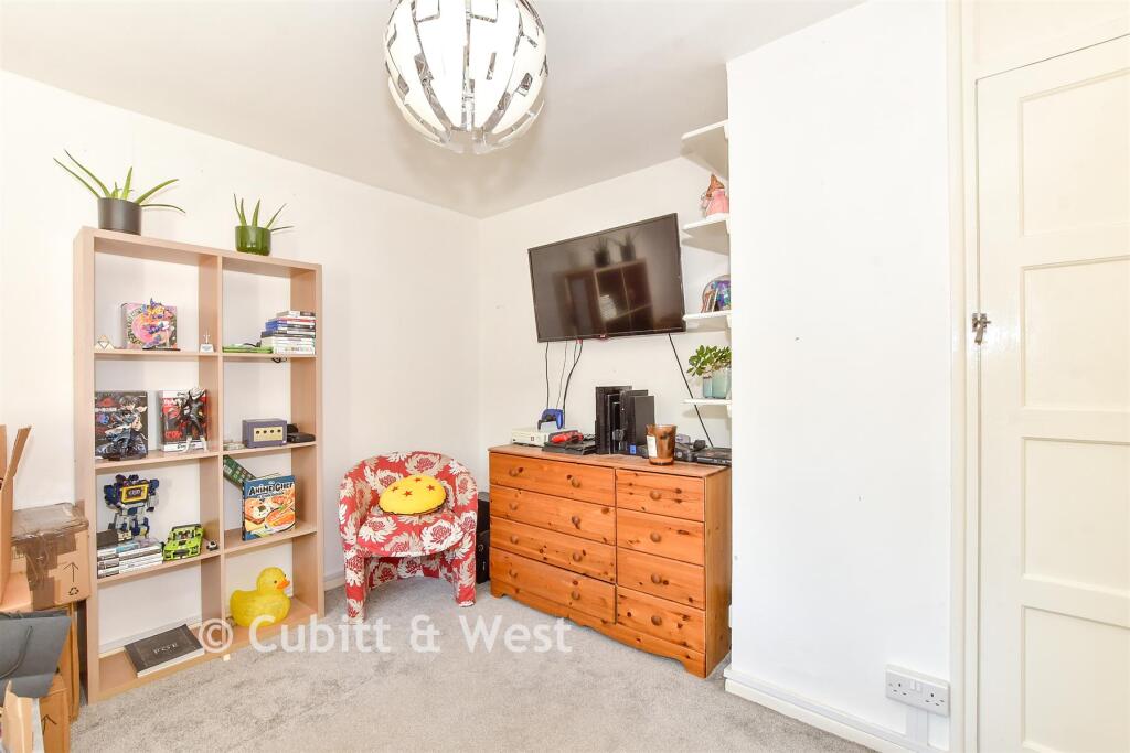 House in Havant, Hampshire - More