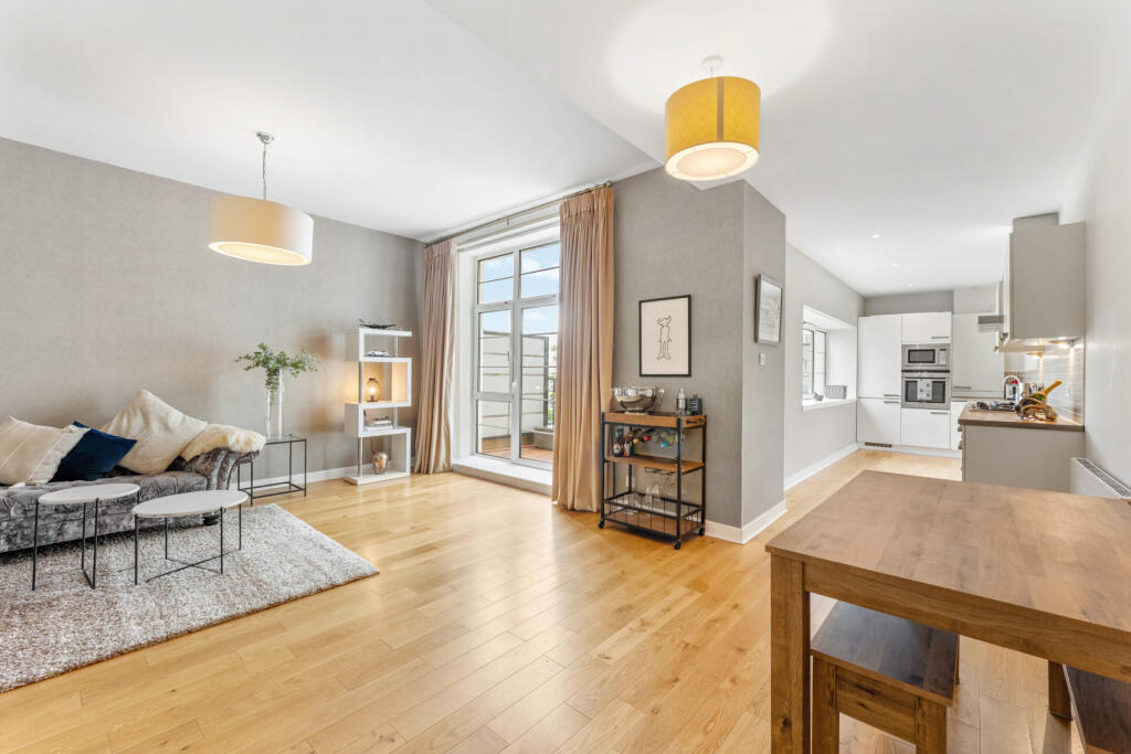 Apartment in Glasgow - View 5