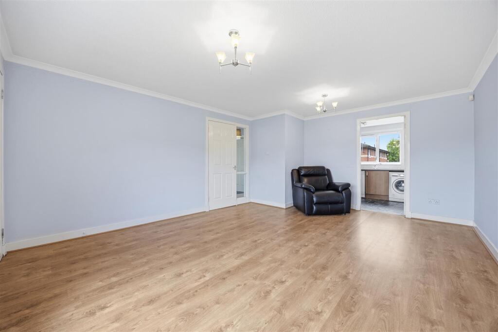 Apartment in Glasgow - View 3