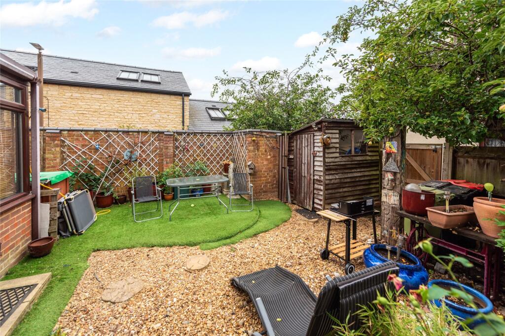 House in Milton Keynes, Bradwell Abbey, Bradwell - More