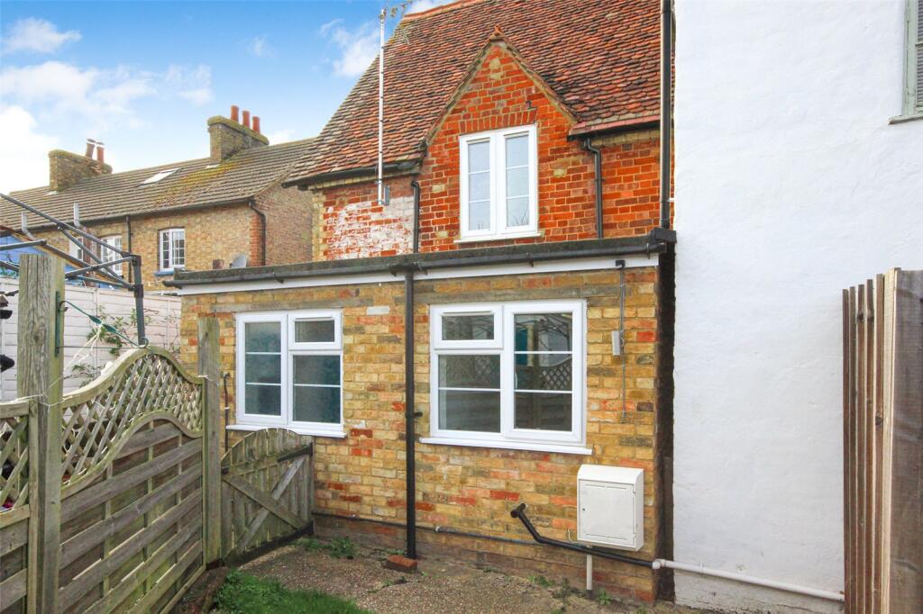 Main image of property: High Street, Pulloxhill, Bedfordshire, MK45