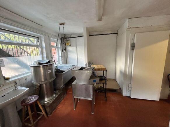 PREPARATION/KITCHEN