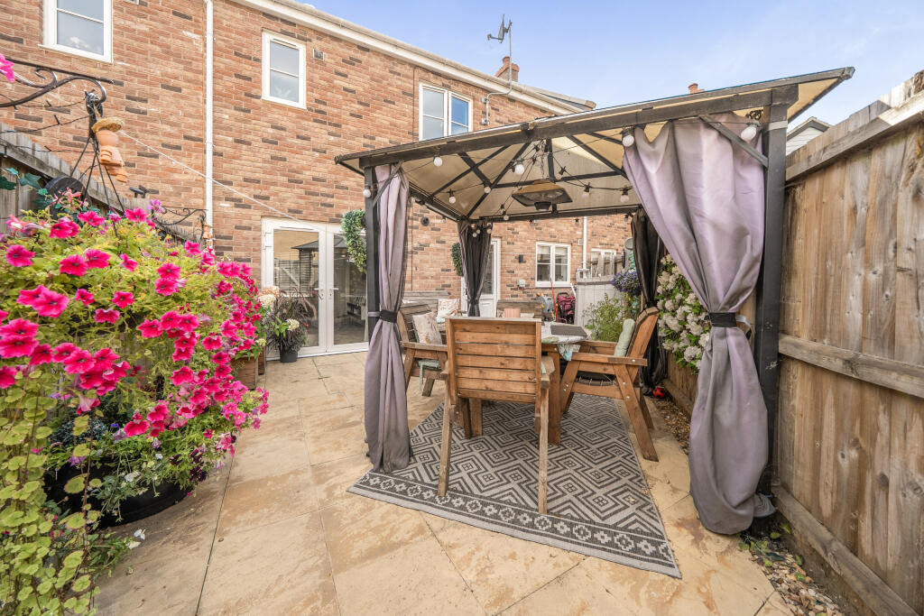 House in Peterborough - View 4