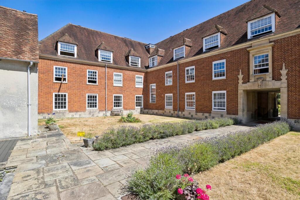 Main image of property: The Close, Salisbury
