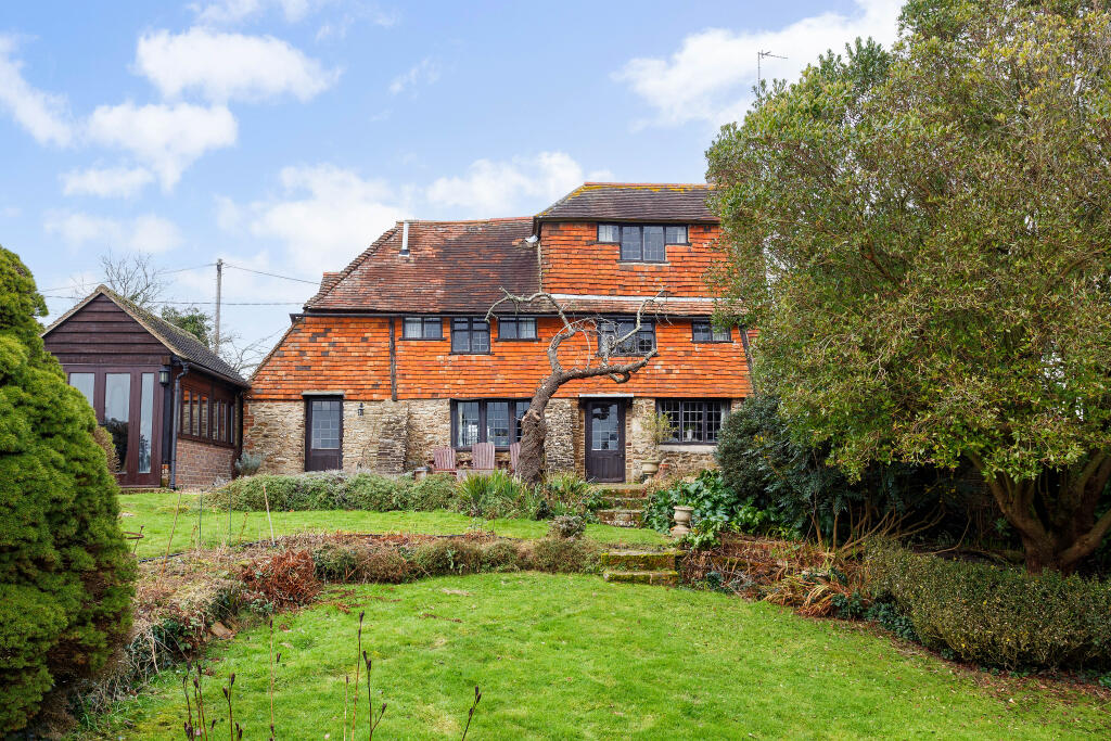 House in Tonbridge - View 2