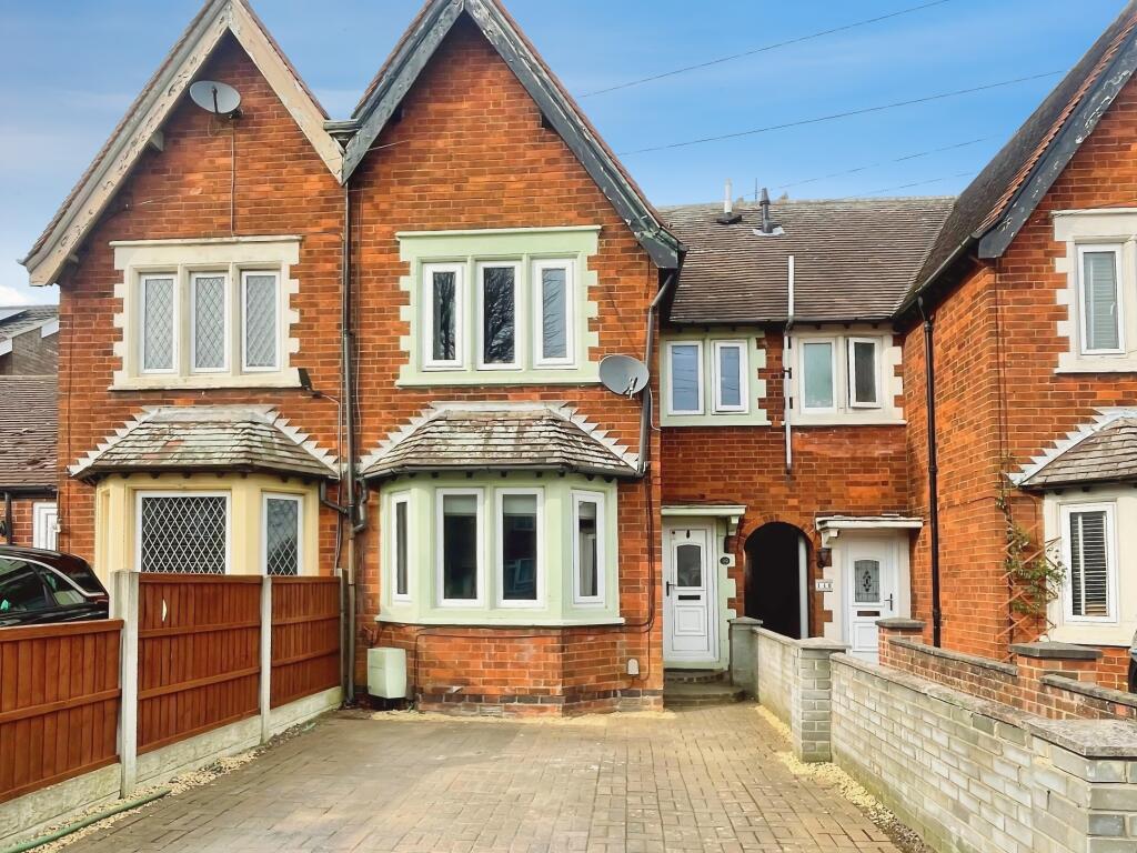3-bed terraced on Dysart Road, Grantham, NG31, £170,000
