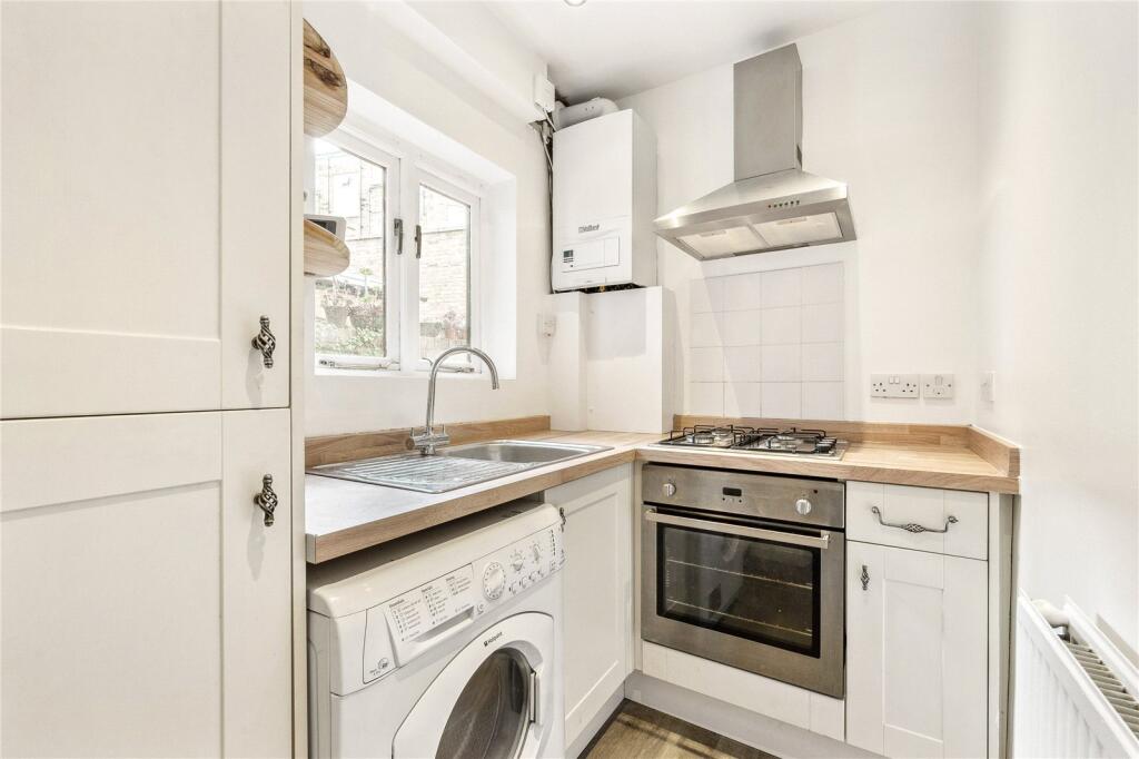 House in London - View 4