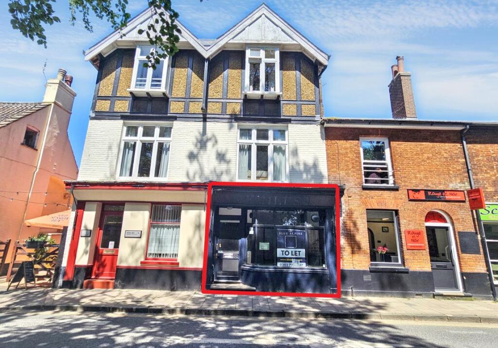 Main image of property: 32 Norwich Street, Dereham, Norfolk, NR19 1BX