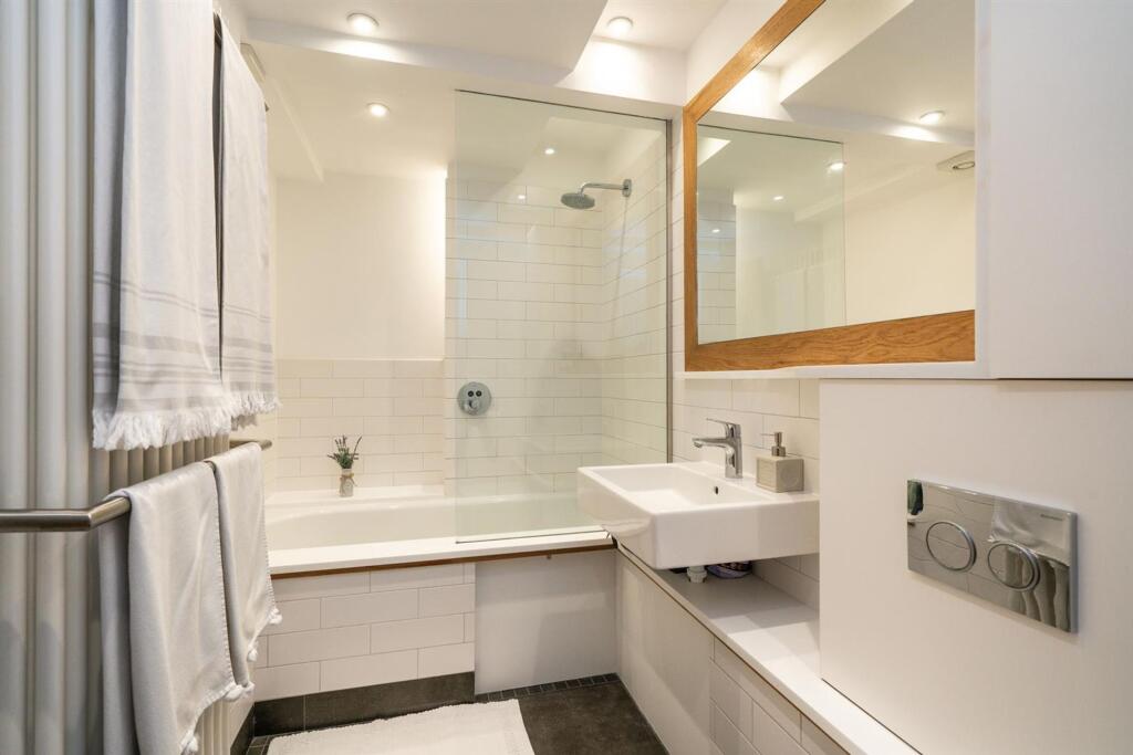 Additional image 15 of West View Road, St. Albans, AL3