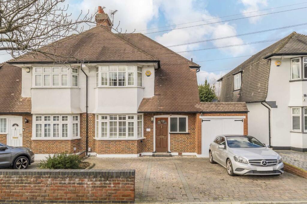 Main image of property: Christian Fields, Streatham