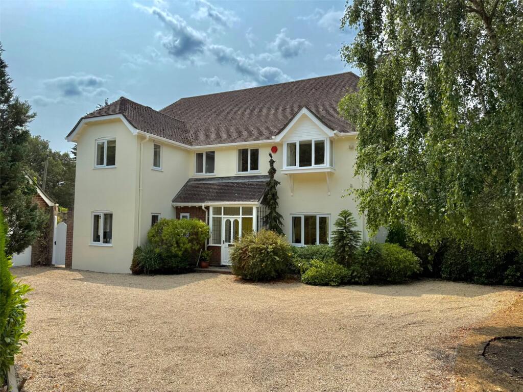 Main image of property: Blackbush Road, Milford on Sea, Lymington, Hampshire, SO41