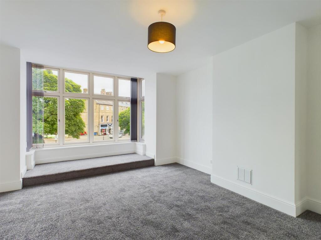 Scarsdale Place, Buxton photo 4