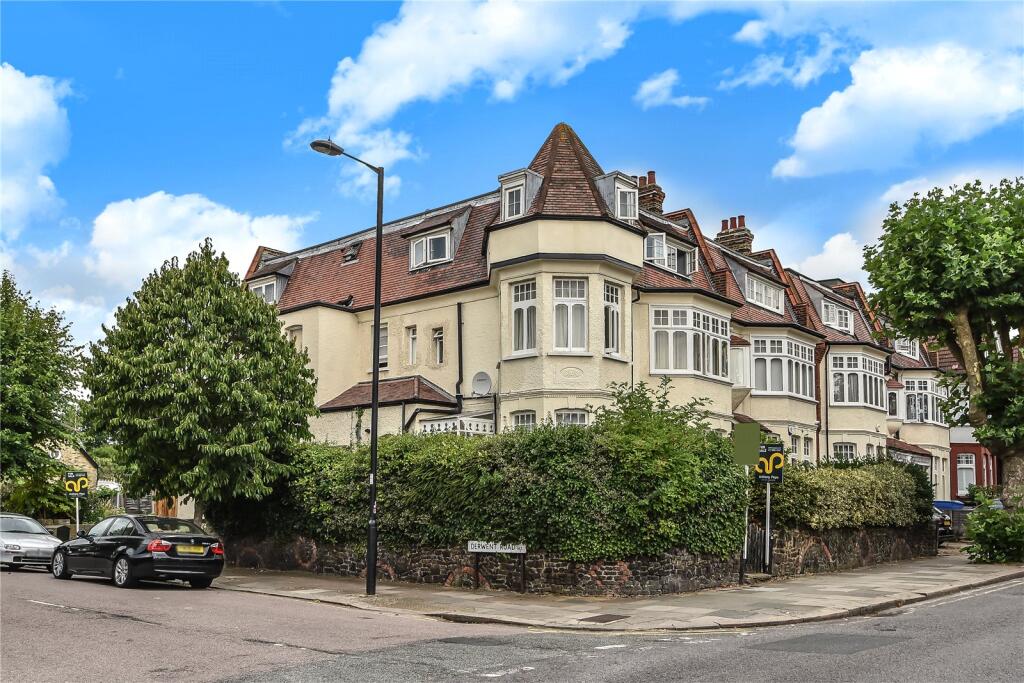 Main image of property: Gainsborough Court, 85-87 Fox Lane, Palmers Green, London, N13