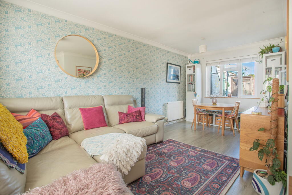 House in Swindon - View 2