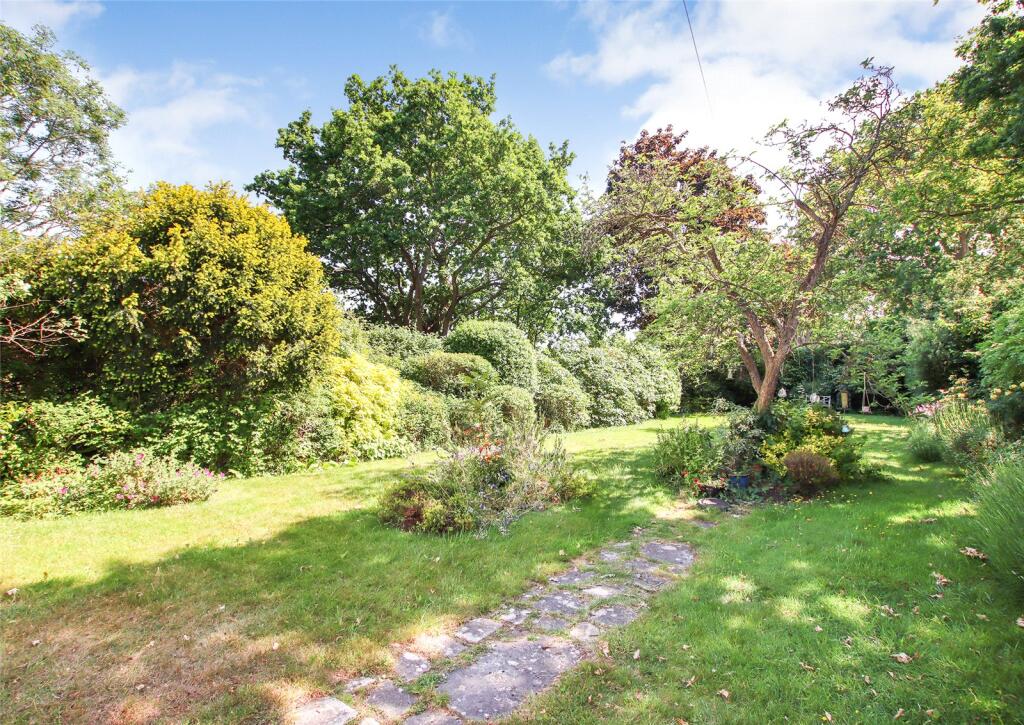 Viney Road, Lymington, Hampshire, SO41 photo 3