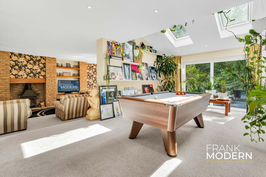 House in Peterborough - View 4