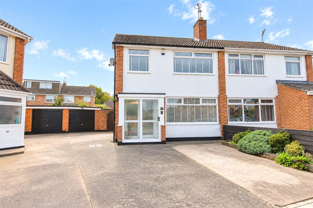 3-bed semi-detached on Pembroke Avenue, Moreton, Wirral, £240,000