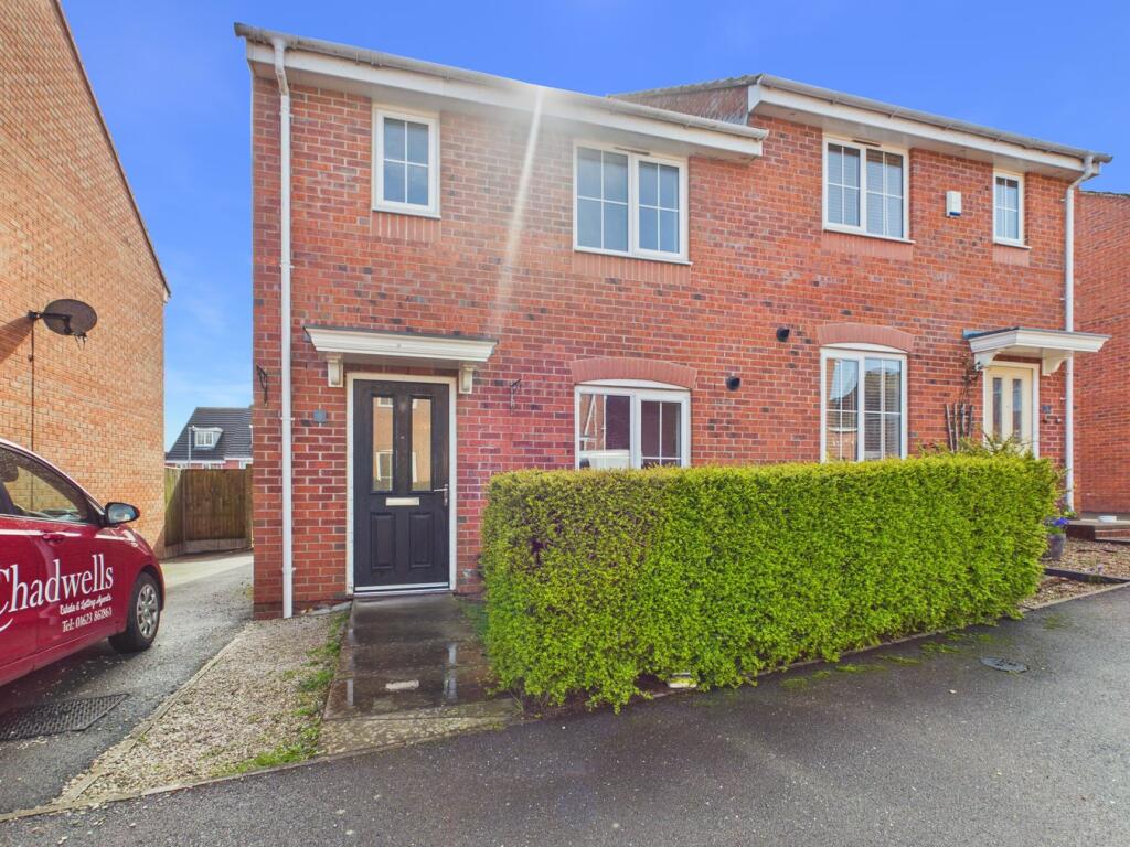 Main image of property: Palace Gardens, Clipstone Village, Mansfield, NG21